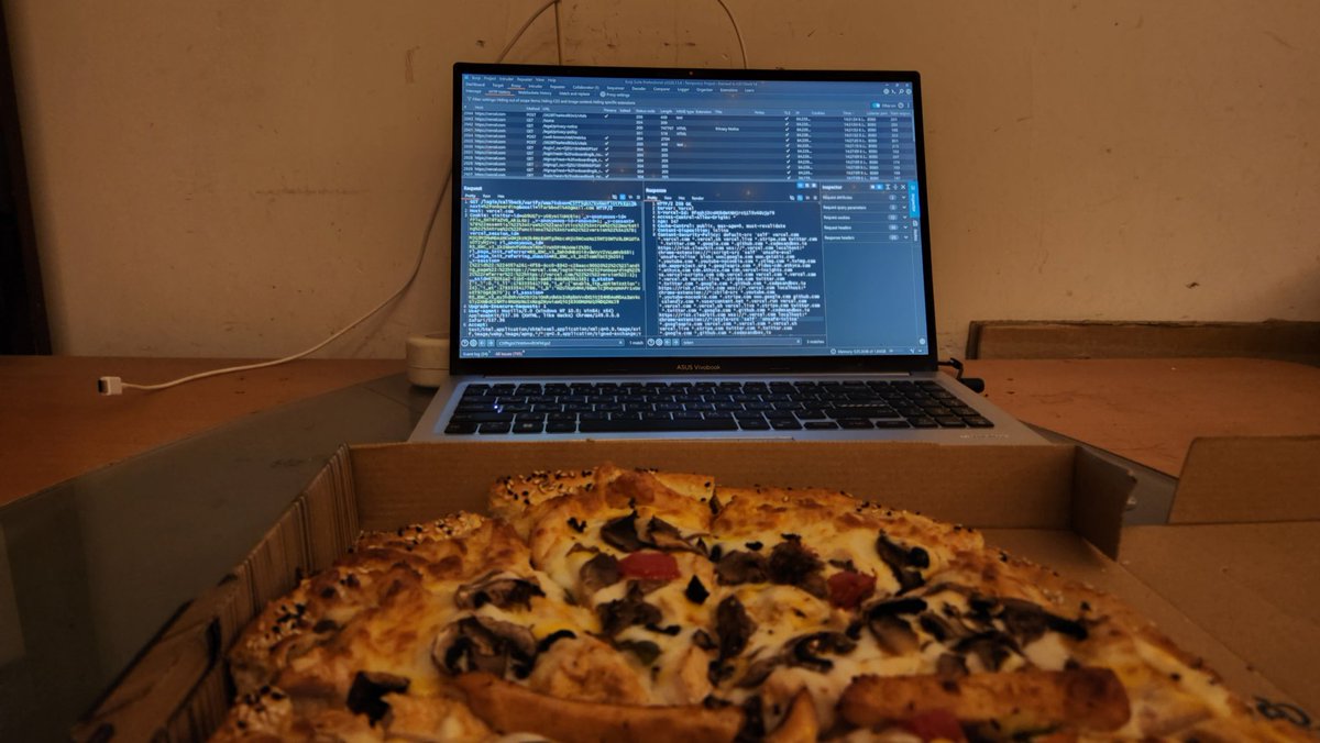 lfarbbodl's tweet photo. این پیتزای هکری میچسبه😋
دم حاج یاشار و تیم خفن voorivex گرم❤️
از خفن ترینان🔥
@voorivex https://t.co/es7MaSbMAX