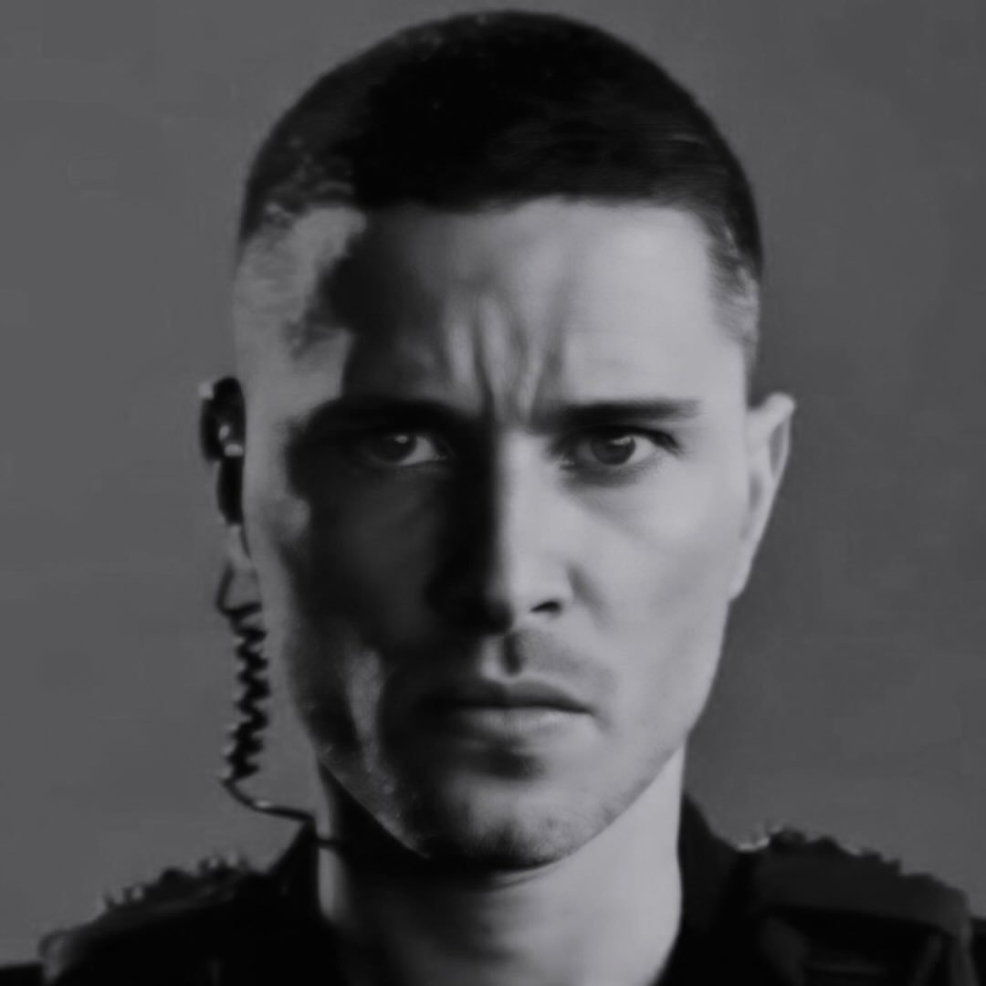 swatjude1's tweet photo. I would say all characters portrayed by the amazing actor Ronen Rubinstein, but I have a feeling that Jude Callan from swat exiles is going to stand out above everyone else ππ #rollswat #SWATFamily https://t.co/x1HYBuWqwU