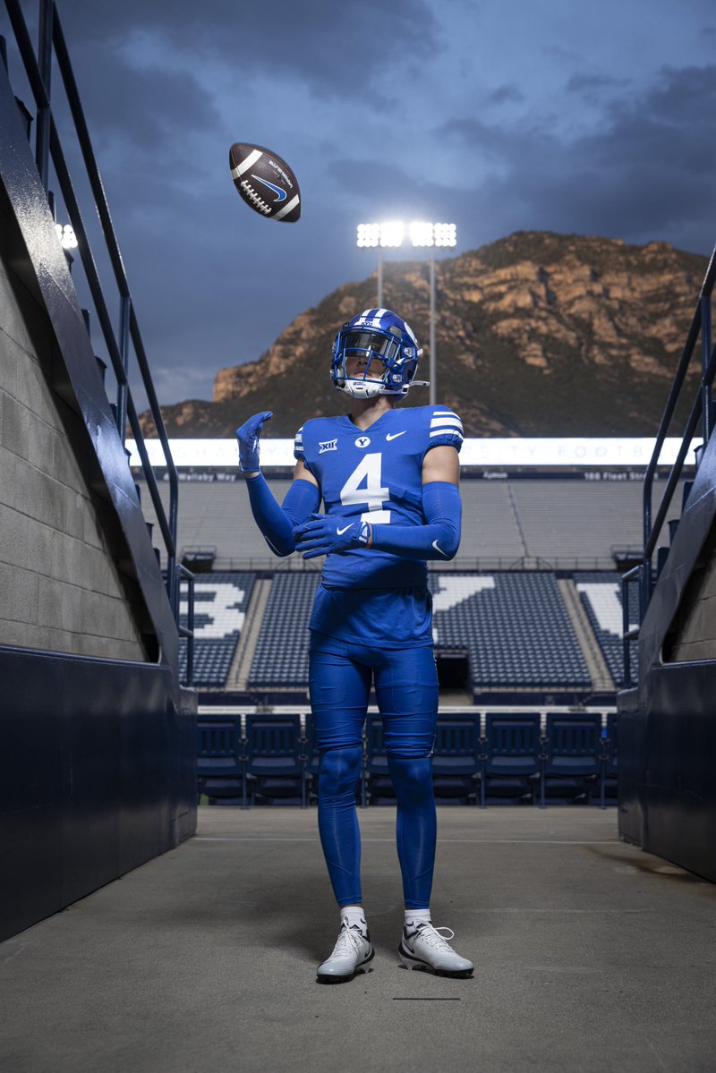 PeytonHigginson's tweet photo. Cougar Nation…I’m HOME! 

@BYUfootball @BYUCougars @DemarioWarren @Coach_Popp @kalanifsitake @BYU_CoachJustin @BYUFBRecruiting @lew_walk7 @foote_chad @hills_salem @JeffHigginson @trackitsports @BlairAngulo @GregBiggins @CKennedy247 @DeseretSports @kslsports @Andy_Pham1 @PrepRedzone @PrepRedzoneUT @BeehiveBuzz_ @SlingintheP @BrandonHuffman