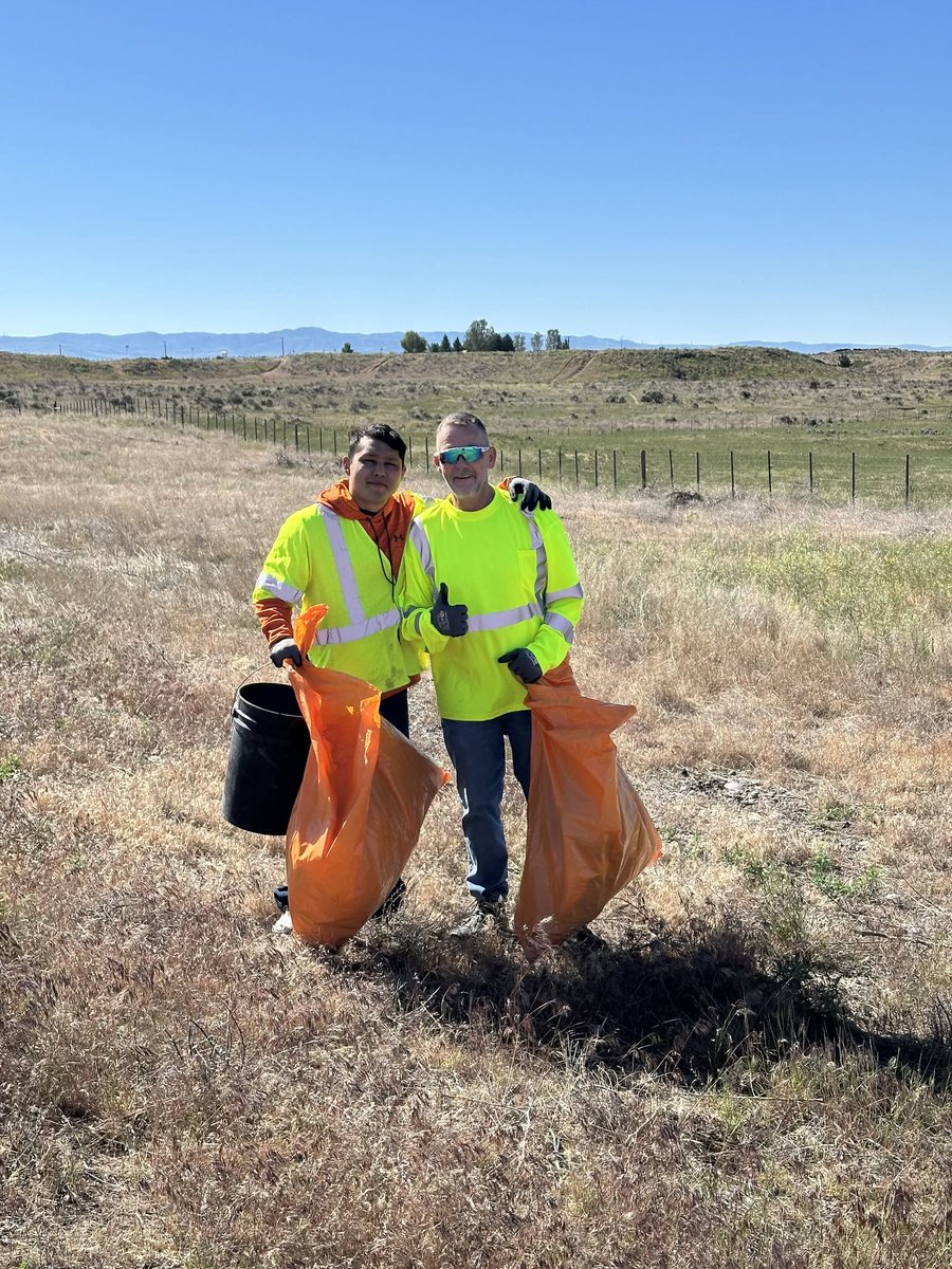 LIUNA's tweet photo. #ICYMI: Weekends are for giving back! Shoutout to LIUNA Local 155 laborers spent a Saturday off, volunteering for Adopt-A-Highway cleanup on State Hwy 20 in Southern Idaho. This is Laborers Rising! #LaborersRising #FeelThePower #LIUNACares #GiveBack #community https://t.co/huvgD40nVR