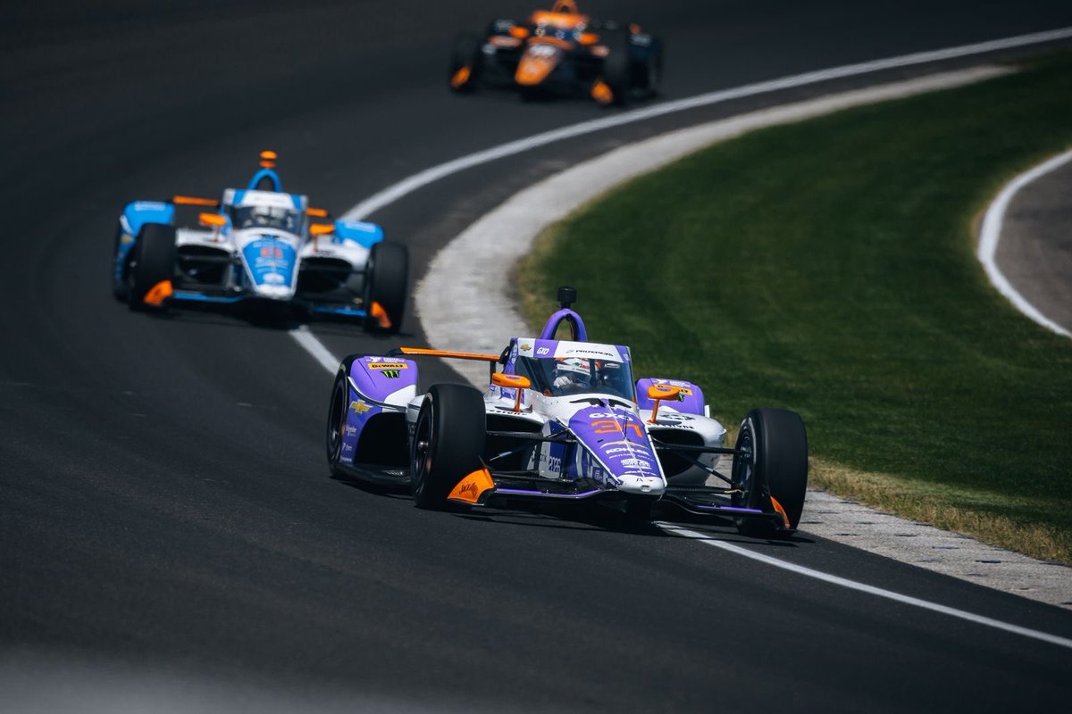 RyanHunterReay's tweet photo. Excited to announce I’ll be back with @arrowmclaren for another shot at the 2027 Indy 500 alongside Pato, Scott and Felix. https://t.co/5v4vPCnSG5