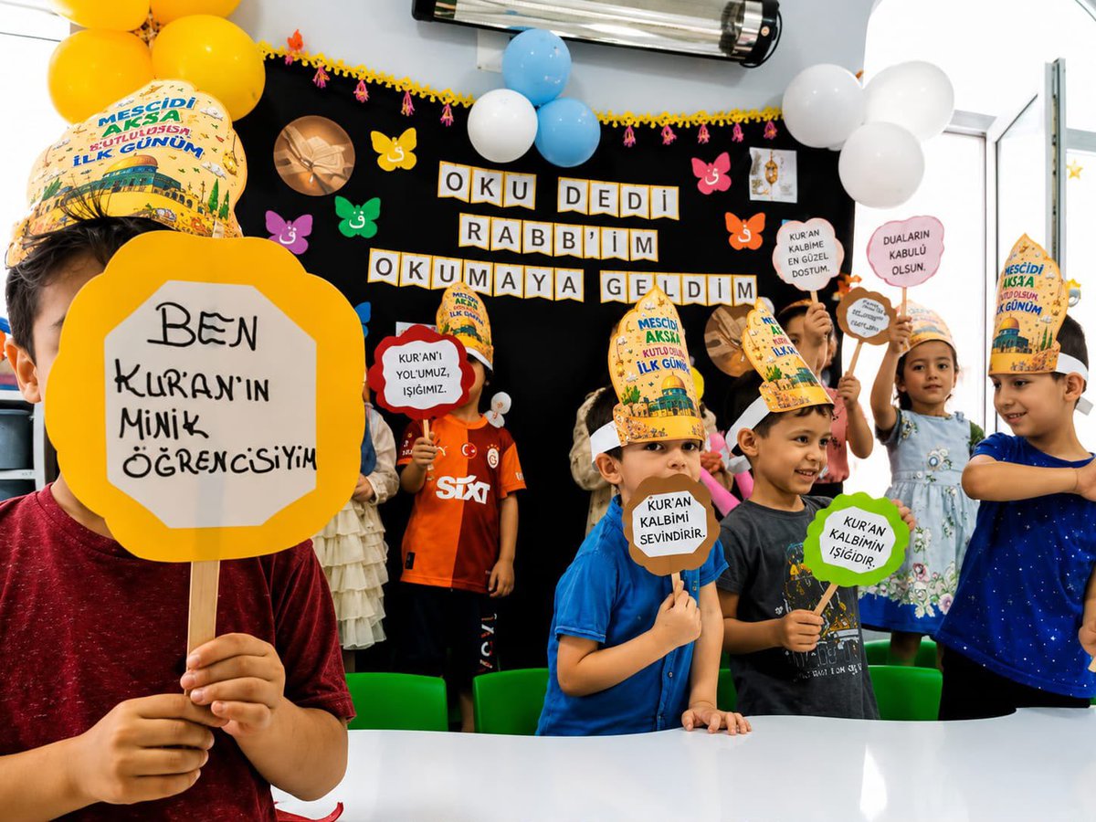 SasonKymkamligi's tweet photo. 📖 Sason’da Yaz Kur’an Kursları Başladı

İlçe Müftülüğümüze bağlı cami ve Kur’an kurslarında Yaz Kur’an Kursları başladı.

Çocuklarımız ve gençlerimiz, yaz tatillerini manevi ve eğitici bir ortamda değerlendirirken; https://t.co/4ZhEWqVFlS
