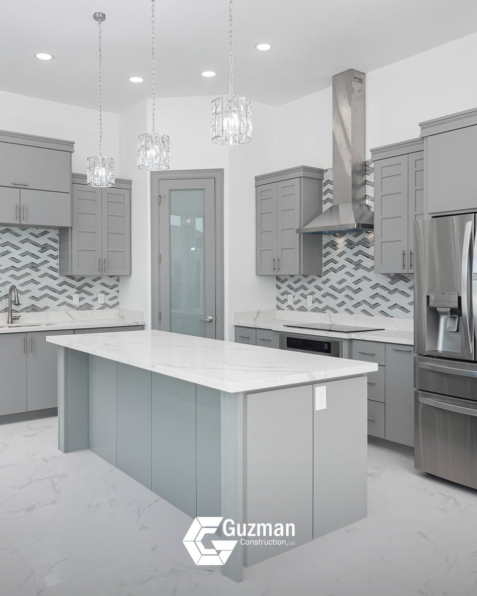 buildguzman's tweet photo. Every room deserves the same level of attention.

From cabinet selections to lighting and layout, every detail was thoughtfully chosen to blend beauty and functionality.

Thinking about building a custom home? Contact Guzman Construction to get started.
☎️ (956) 441-2905 https://t.co/kPZYyDrdG2