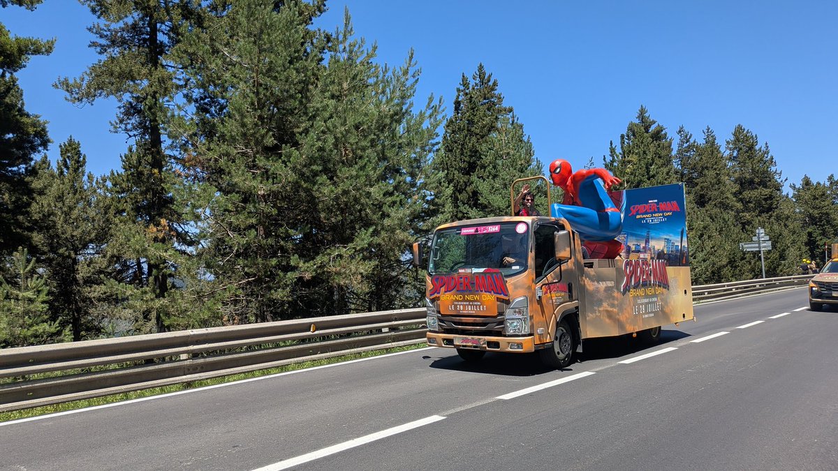 m_biterna's tweet photo. Merci, Tour! Demà toca tornar a la realitat després de dos dies de bogeria. https://t.co/dt9pbZAmm9