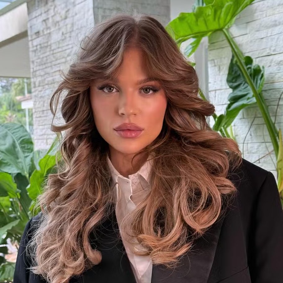 poptime's tweet photo. Luísa Sonza alfineta Whindersson: "Treinando bastante, tendo disciplina e caráter pra não me tornar um homem medíocre que se acha o máximo" https://t.co/1CpQsuDeeq