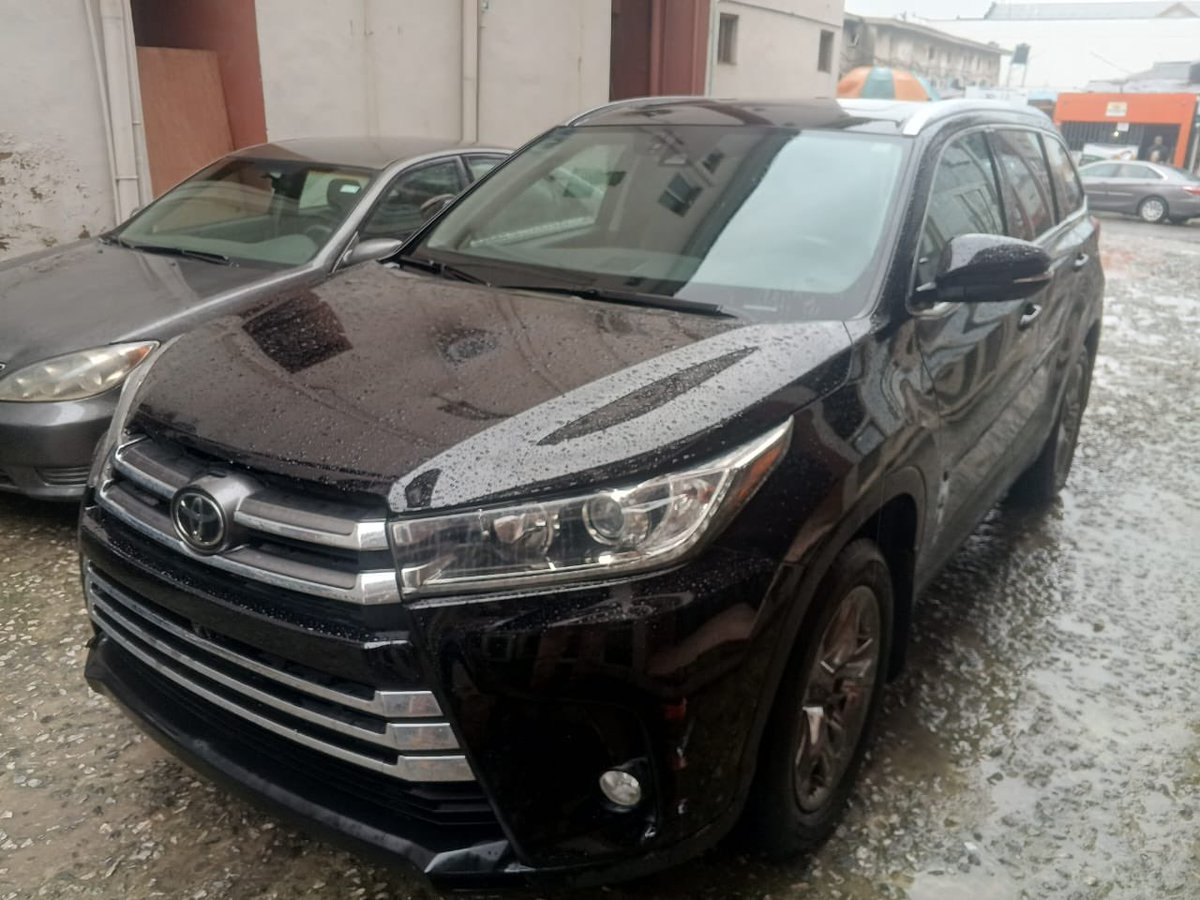 Carsnationn's tweet photo. Super Clean Highlander 
2017
Price:27M
At Lagos
Everything Blessed https://t.co/Al6SCZ9Prn