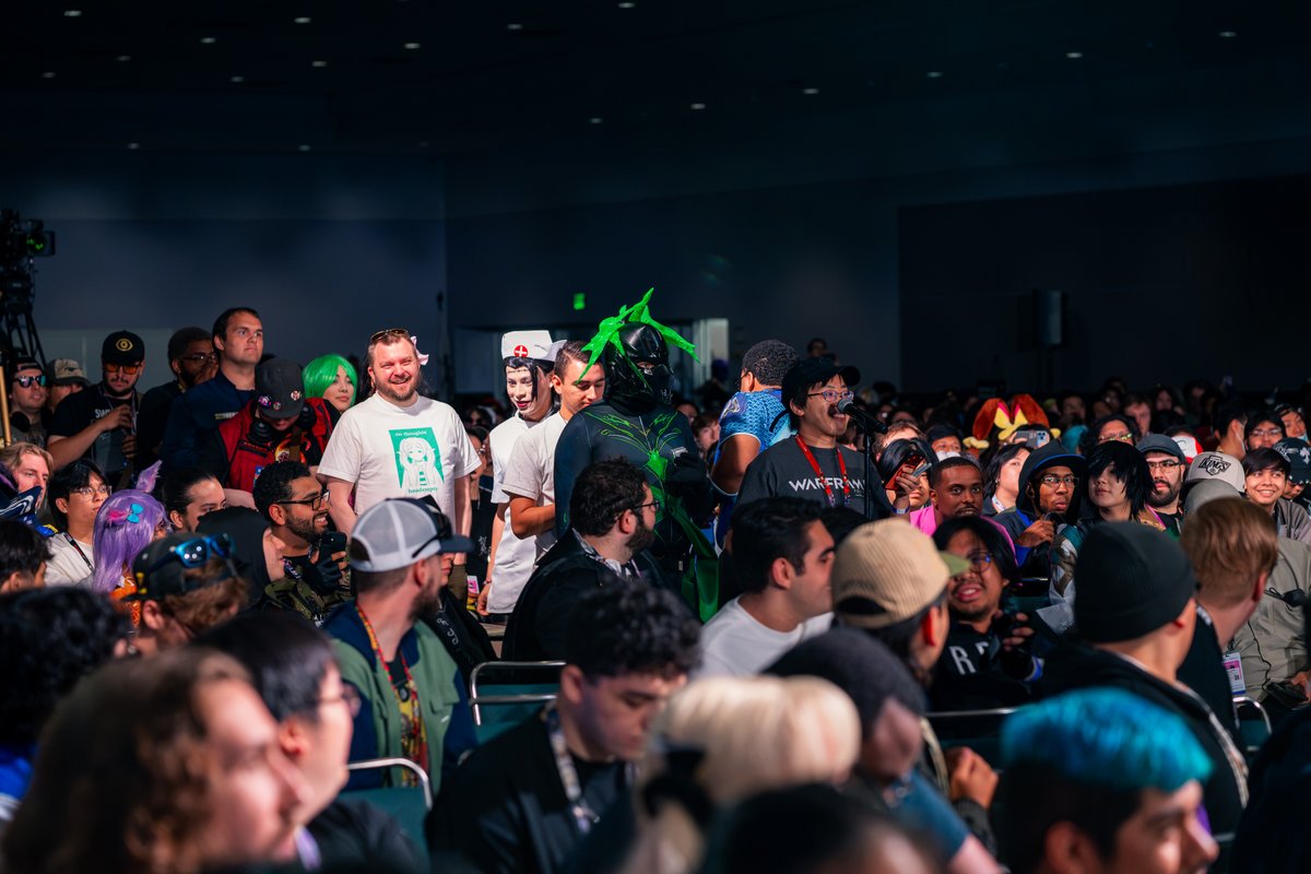 PlayWarframe's tweet photo. A few of our favorite moments from #AnimeExpo 2026!

From the #Warframe: Voices of the Void panel to meeting so many amazing Tenno throughout the weekend, thank you for making Anime Expo one to remember. Until next time! https://t.co/Pm9WkgPdf3