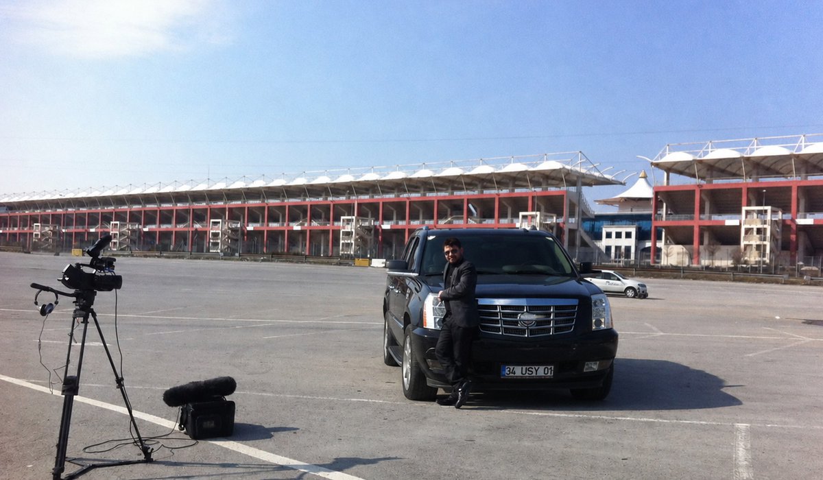 mfatihulas's tweet photo. Uzun bir aranın ardından yeniden araç tanıtım videolarına başlama kararı aldım.
Hangi araçları test etmemi istersiniz ? https://t.co/Oy8OVx58G4