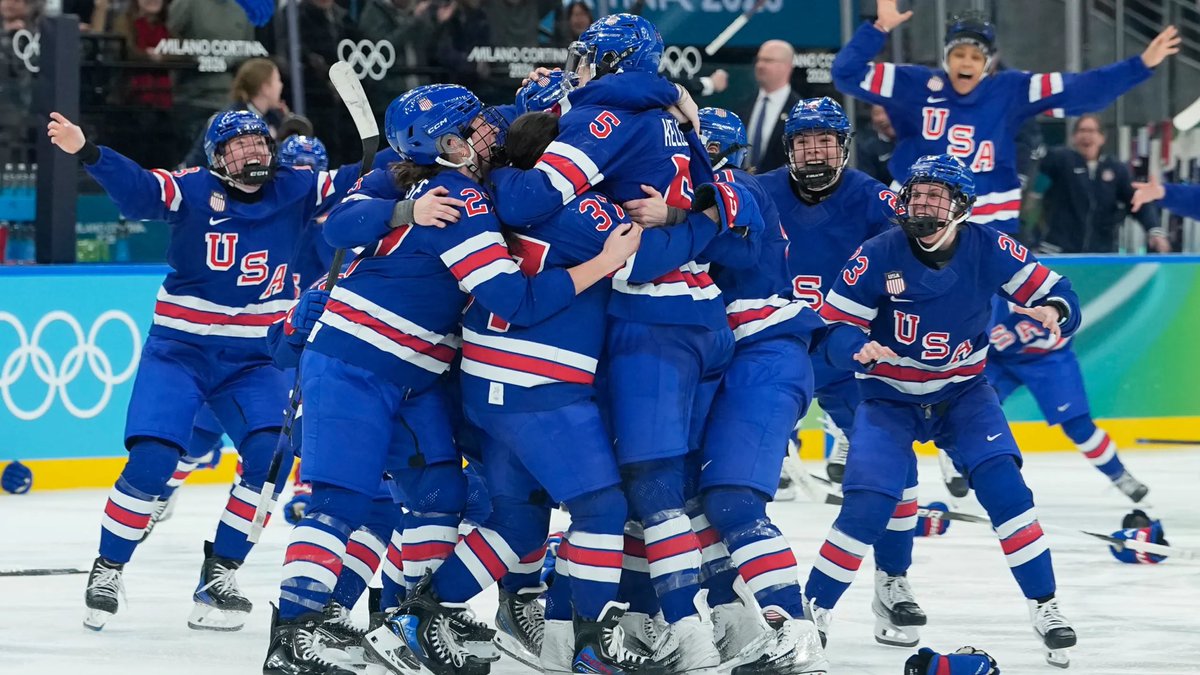 FlavorFlav's tweet photo. Here we go again,,, The US Gold Medal Winning Women’s Hockey Team is nominated for Best Team at the ESPYs. The ESPYs offer ALL teams the same number of invites to rep the team at the awards,,, meaning some get left out. 

These women deserve to represent and celebrate together. I told my girl Hilary Knight I would make sure ALL the women get to go to the ESPYs. Imma take care of all travel glam wardrobe. But if any companies want to support,,, here’s another chance to Do The Right Thing 👍🏾