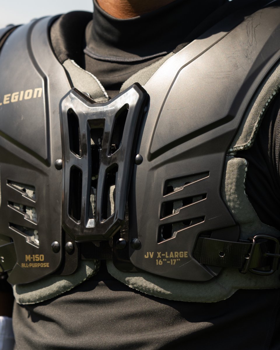 LegionProtect's tweet photo. JV, you're up. 😤 The M-150s are built for young players ready to take the next step.

➡️ Shop now: https://t.co/LnIabZMhaD https://t.co/owEVRJeamn