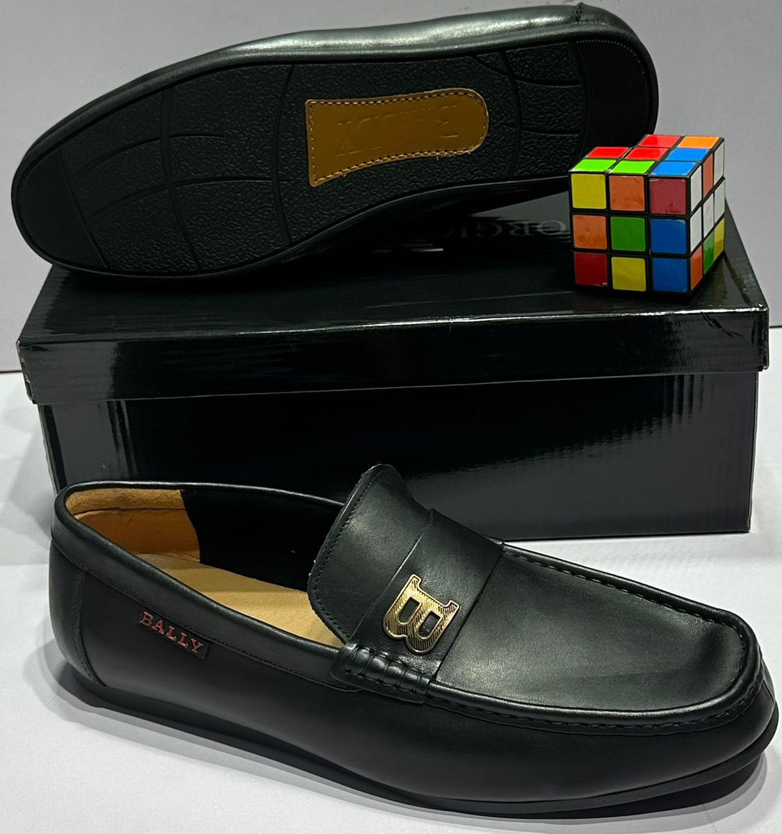 dinero_crocs's tweet photo. + Loafers 

Rate— ₦35,000

Location Kaduna—worldwide delivery.
Call or WhatsApp— 08063769764 https://t.co/x9zrYCLQkq