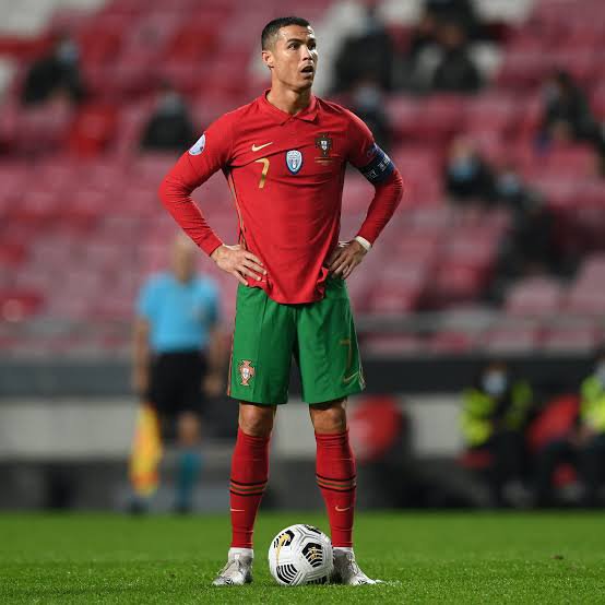 9jadailyvibes's tweet photo. As he @Cristiano advance to the next stage of the World Cup, may the energy and forces of the universe be with you. Ronaldo will score today, possibly with a header https://t.co/QTXBpxQ2CG