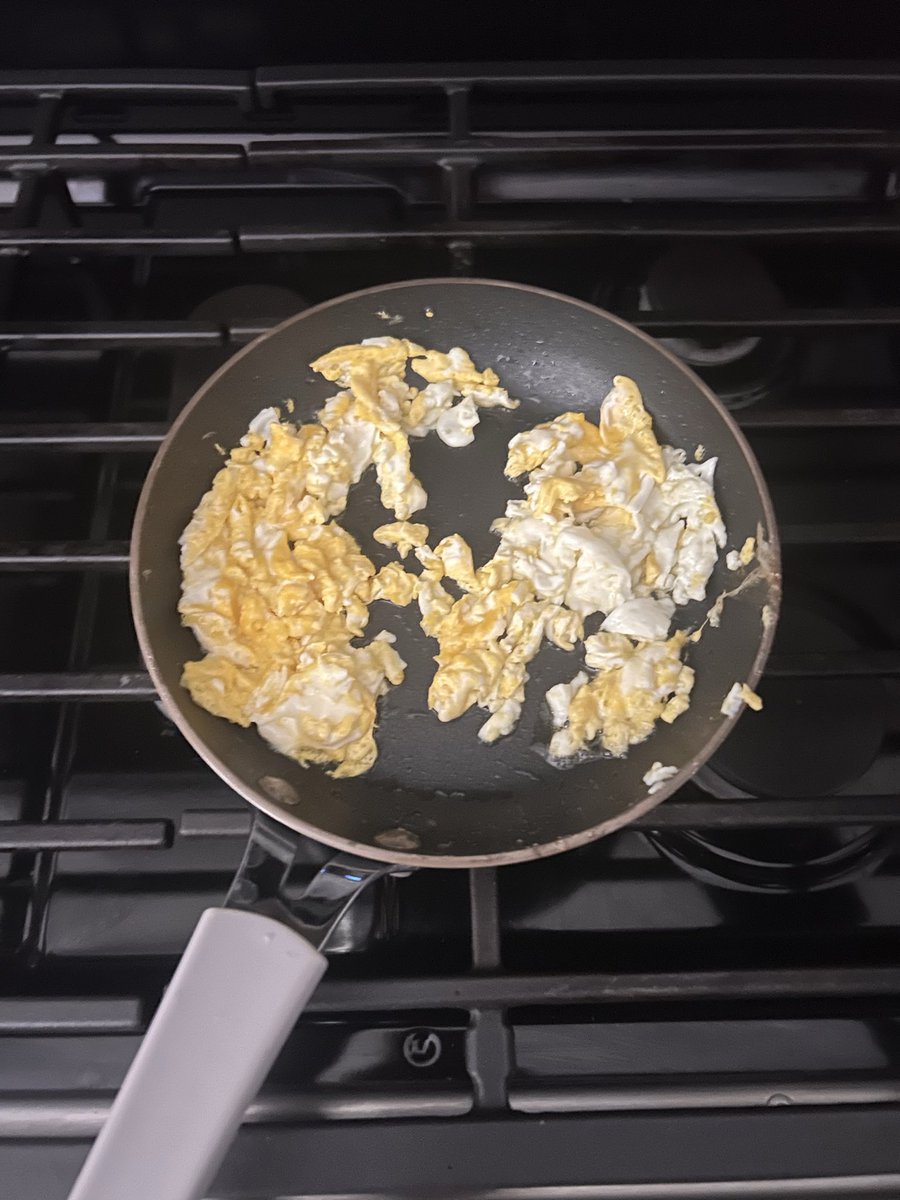 danny_jones55's tweet photo. Meal before morning football lifts 2 eggs https://t.co/LFQUOfIZtp