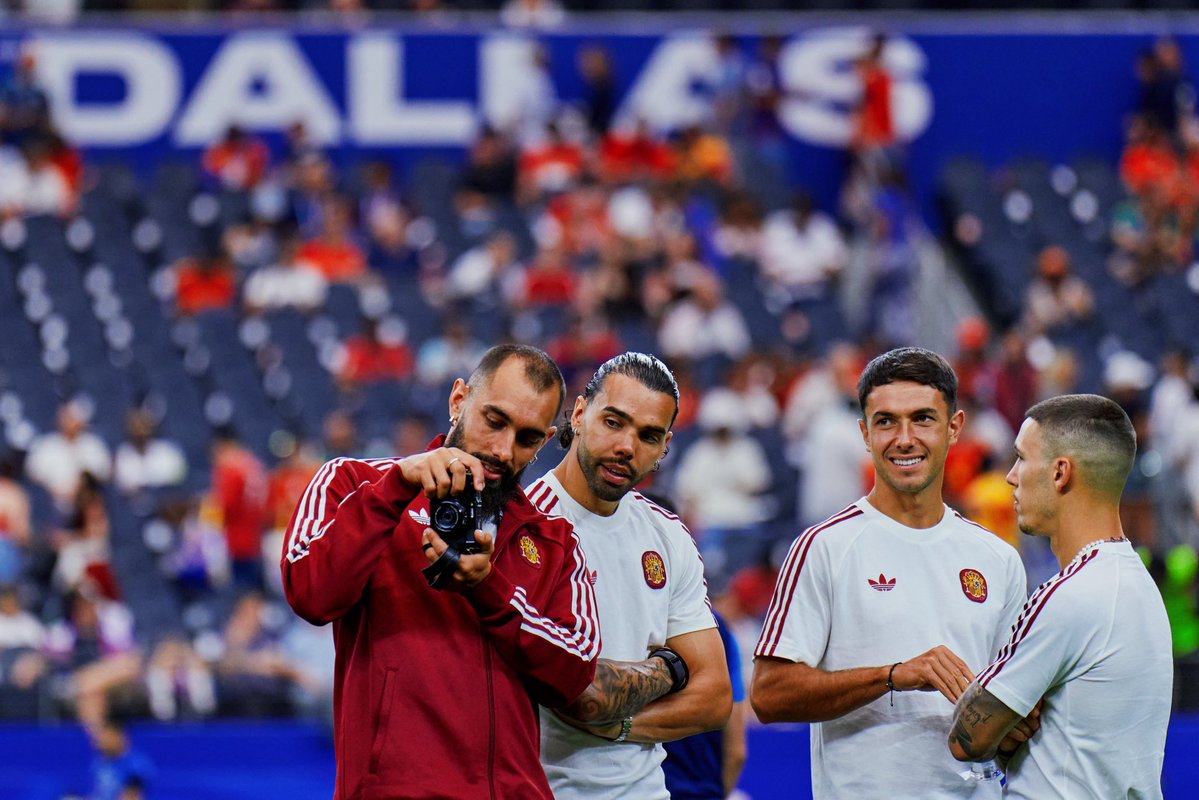 SEFutbol's tweet photo. Pues sí que está bonito el Estadio de Dallas. https://t.co/CAVVrt3ODG