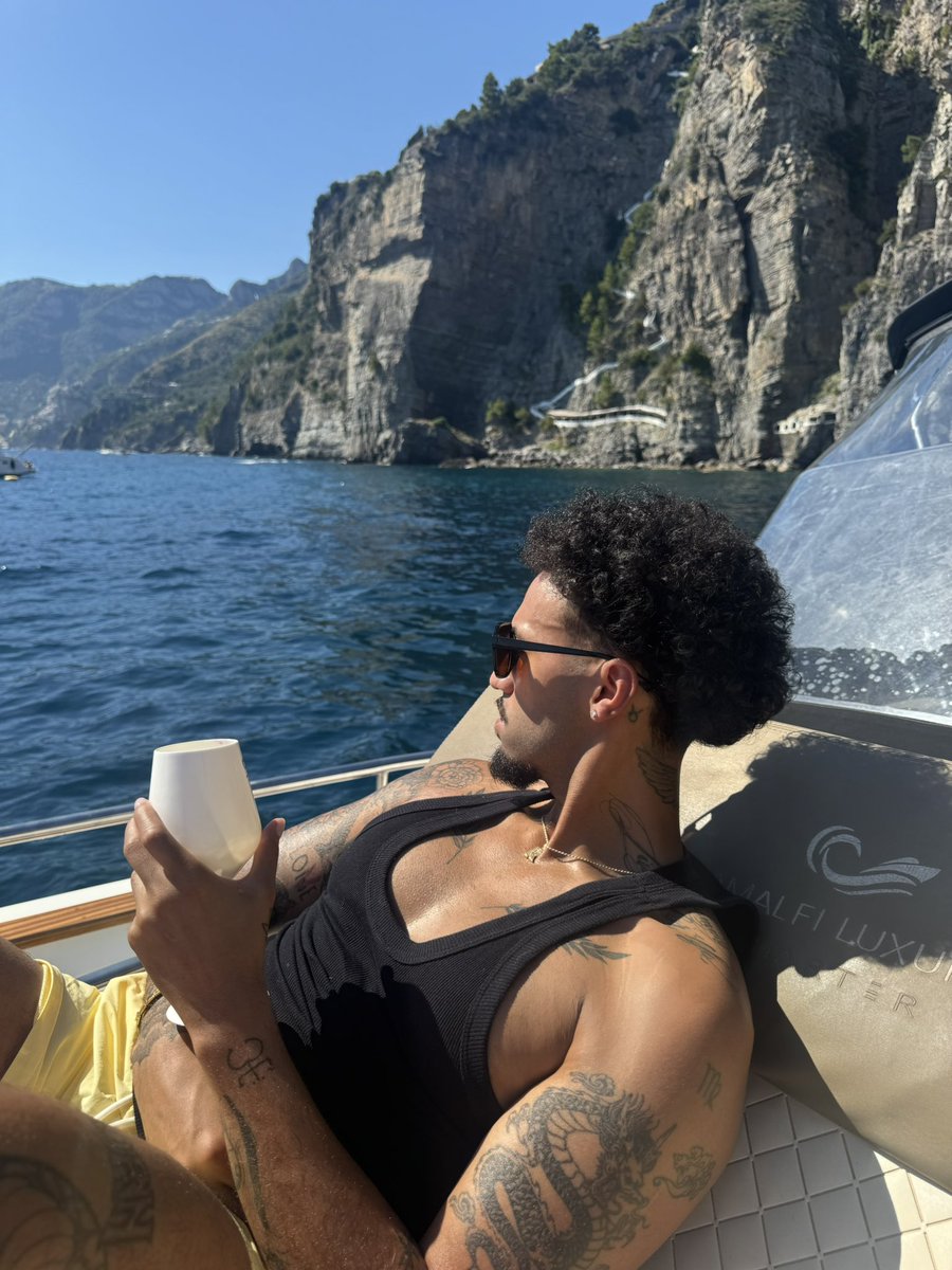 1105Ryan's tweet photo. 🛥️ https://t.co/cuq6Ifbuk7