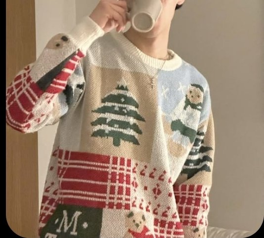 santa's favorite helper got caintained again tweet media