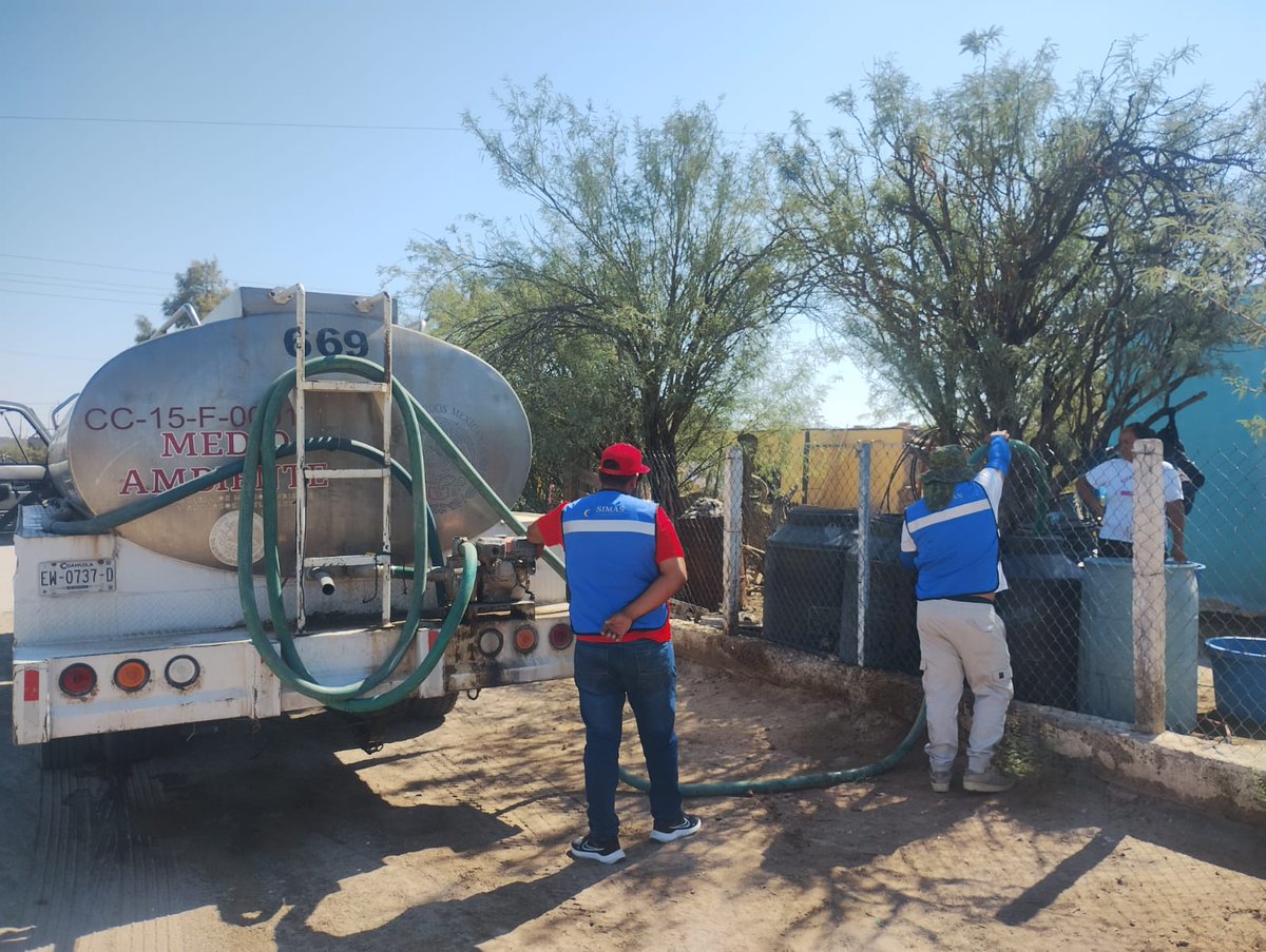 ConaguaOCCCNTE's tweet photo. El pasado 03 de julio, la @ConaguaOCCCNTE en coordinación con #SIMAS entregaron 40 mil litros de agua potable mediante pipas a 260 habitantes del municipio de Francisco I. Madero, Coahuila. #AccionesConagua https://t.co/3zzgUNYYGQ