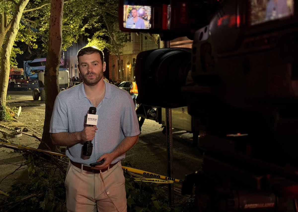 cbkmediamgt's tweet photo. Congratulations to client @DrewAunkst on joining the @wjz news team in Baltimore. Drew previously worked in Roanoke, VA as a news anchor/reporter.
Read more⬇️⬇️
https://t.co/twIwKF00DF
#BaltimoreTVNews
#CBSBaltimore
#NewsReporter
#NewsAnchor
#TeamCBK https://t.co/j2vEVUkwHd