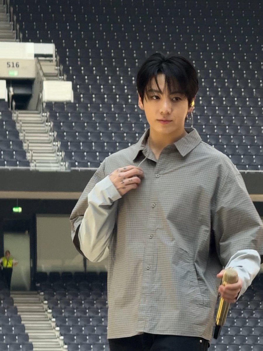 정국 tweet media