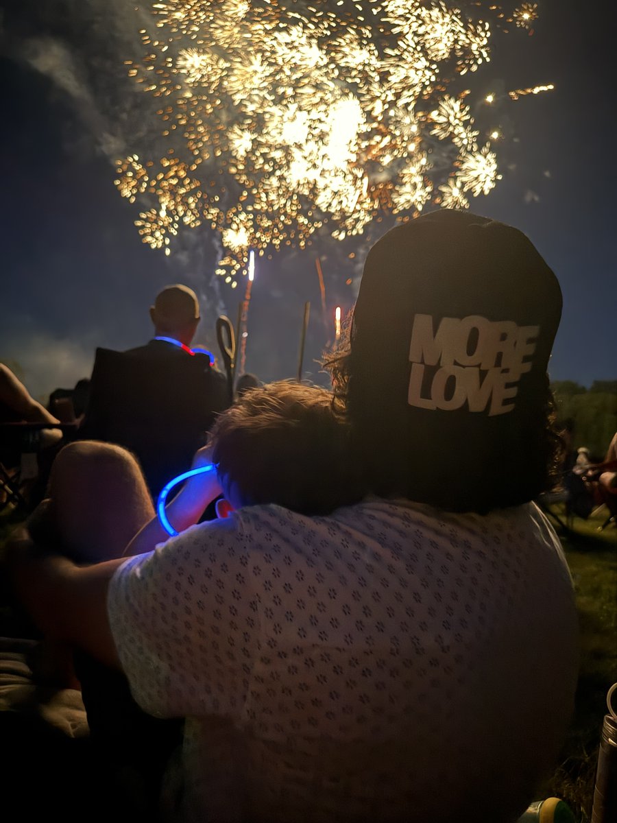md_hale's tweet photo. More Years. More Love. https://t.co/px6QJy7Hfg