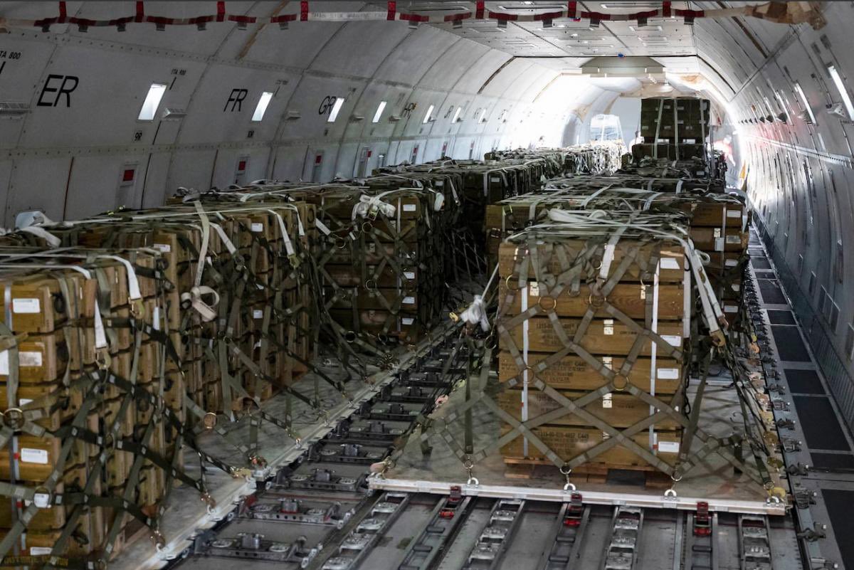 blyskavka_ua's tweet photo. ⚡️Poland has begun declassifying information about its military aid to Ukraine, — Rzeczpospolita reports.

Polish Defense Minister Władysław Kosiniak-Kamysz said that since the start of the full-scale invasion, Warsaw has provided Kyiv with military aid worth 16.55 billion zlotys (about $4.5 billion). Of that amount, around 15 billion zlotys was delivered in 2022–2023, while another 1.55 billion covered the 2024–2026 period.

The Polish government also officially confirmed part of the equipment it has supplied for the first time, including T-72, PT-91, and Leopard 2A4 tanks, infantry fighting vehicles, MiG-29 fighter jets, Mi-24 helicopters, artillery, ammunition, drones, air defense systems, and PAC-3 missiles for Patriot systems.

👉Follow
@blyskavka_ua