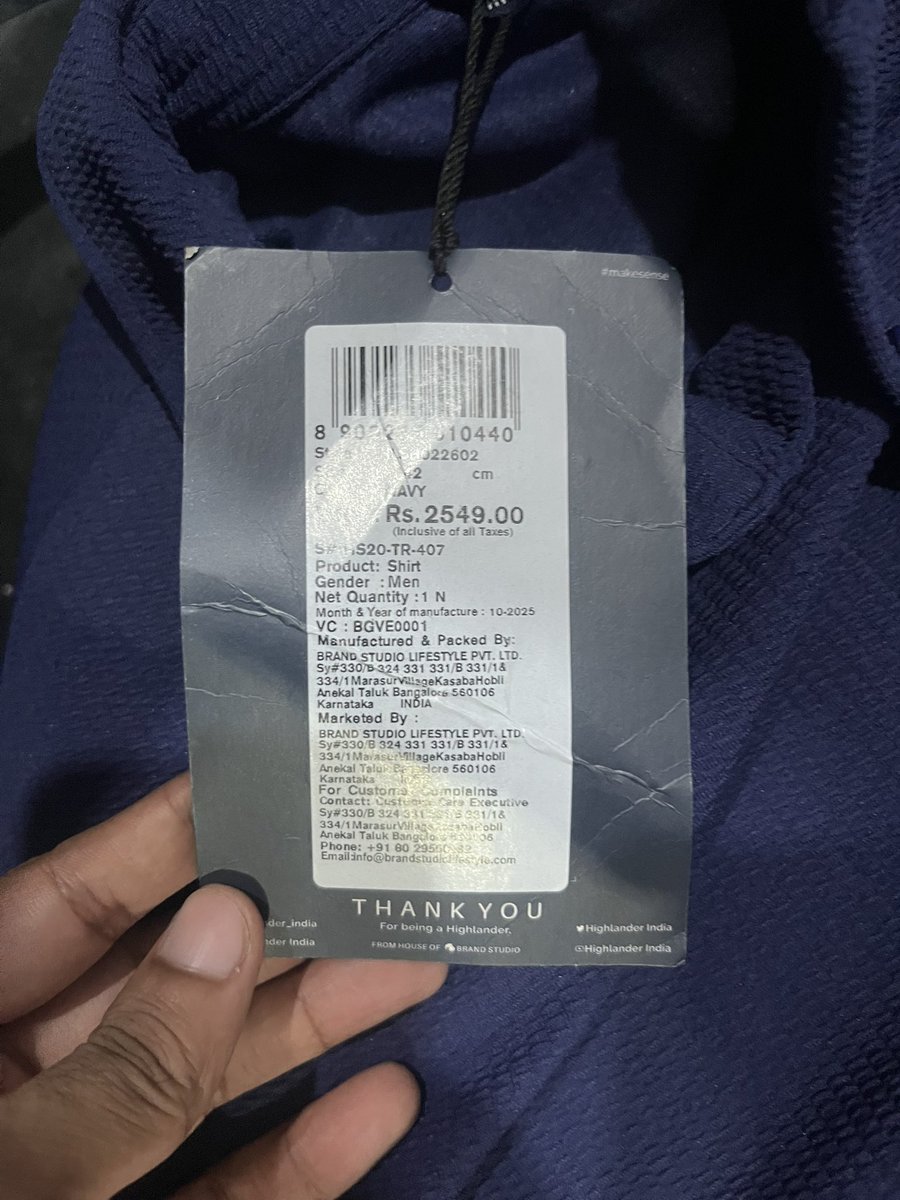 yodkwtf's tweet photo. @myntra @MyntraSupport Was Myntra’s fault*. Also attaching the incorrect delivered product https://t.co/TaIdu6JeHo