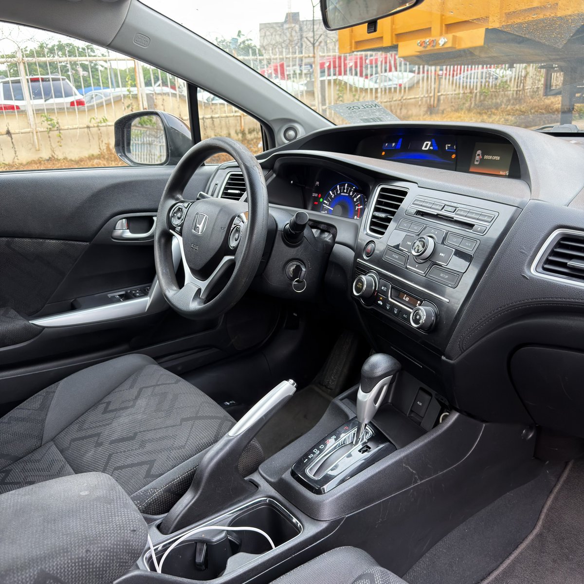 WutaMotorsNG's tweet photo. Foreign Used Honda Civic Coupe 🔥🔥
Year: 2014
Custom duty: Paid
Price: N9.5M
Location: Abuja
Call/Whatsapp 08056139710 https://t.co/hV4tpWAKqw