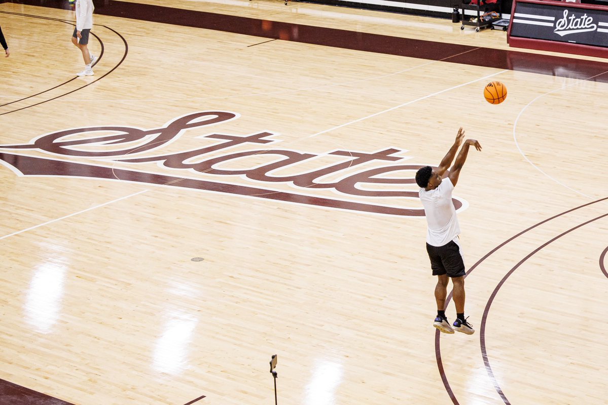 HailStateMBK's tweet photo. Keep working https://t.co/Hxk4eTTj8Q