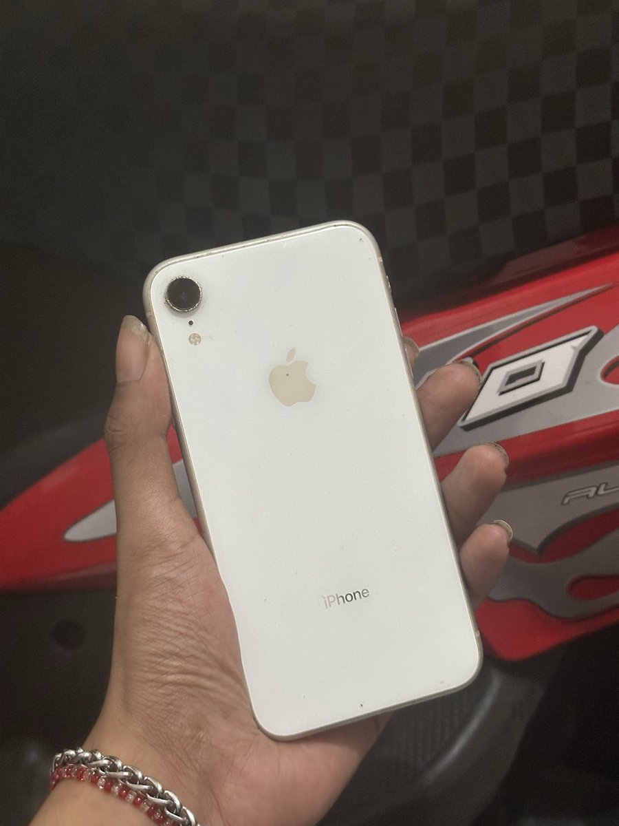 emphsX's tweet photo. Siapa tau ada yg minat, daripada jadi bangke dirumah🗿
Iphone XR 64gb Inter
All operator
Unit mulus nominus
Kelengkapan Hp aja

COD Bekasi - Jakarta
Kirim” luar kota juga boleh
#iphone #zonauang #zonajajan #jualiphone https://t.co/vOwAqMw8Zm