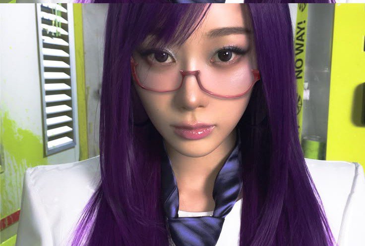 Hypeboy_Jurin's tweet photo. something about the combo purple hair with red glasses https://t.co/UKYT8DE7zD