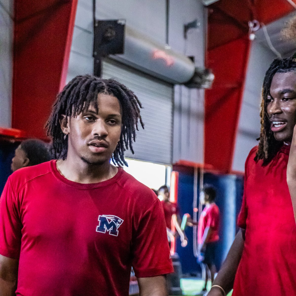 MarionPatriotFB's tweet photo. back to the basics 💪🏽 #RepTheM. Photos by https://t.co/sMkJdNQcAV Media https://t.co/Jrfxtp1W1F
