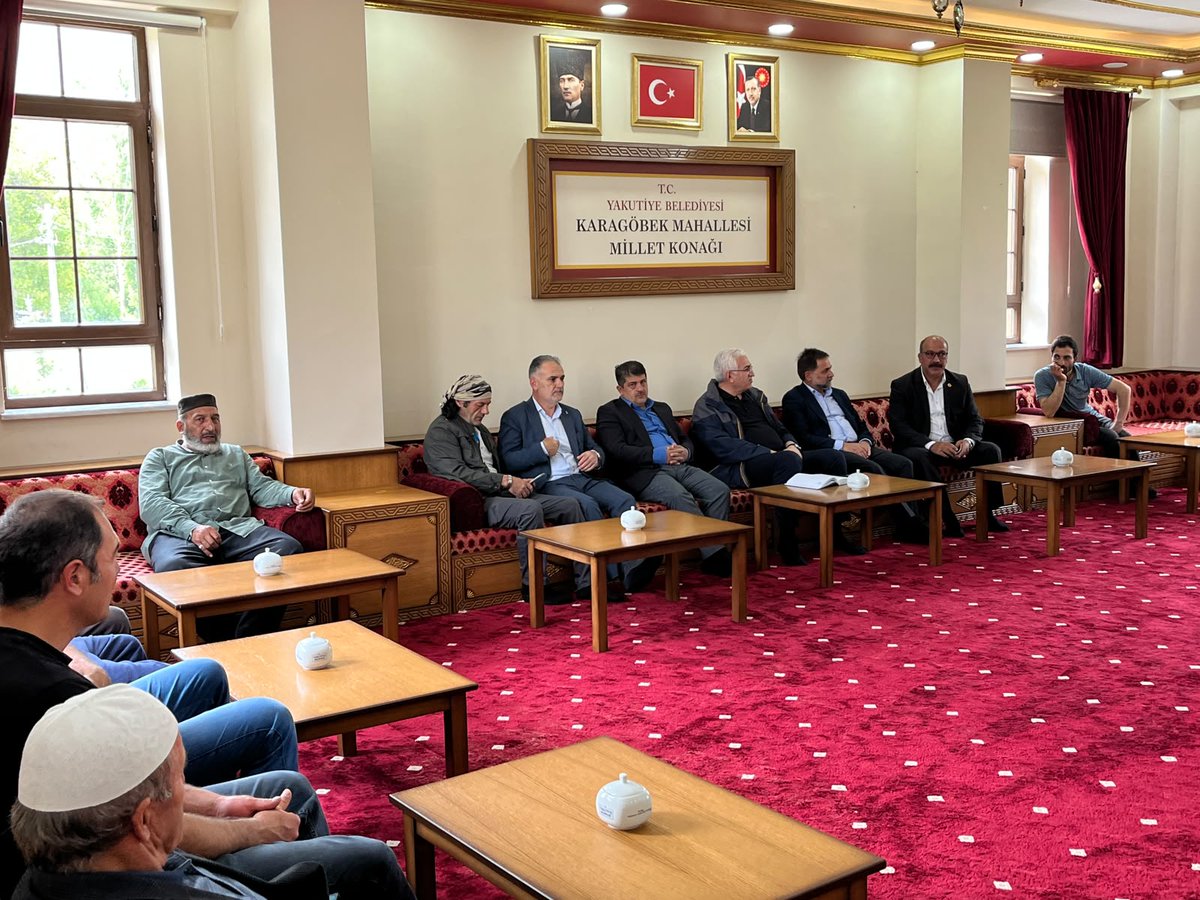 drmahmutucar's tweet photo. hemşehrilerimizin talep ve önerilerini dinleyerek yürüttüğümüz çalışmalar hakkında istişarelerde bulunduk.

Misafirperverliklerinden dolayı kıymetli hemşehrilerimize teşekkür ediyor, hayırlı günler diliyoruz. https://t.co/Ynt546JRCP