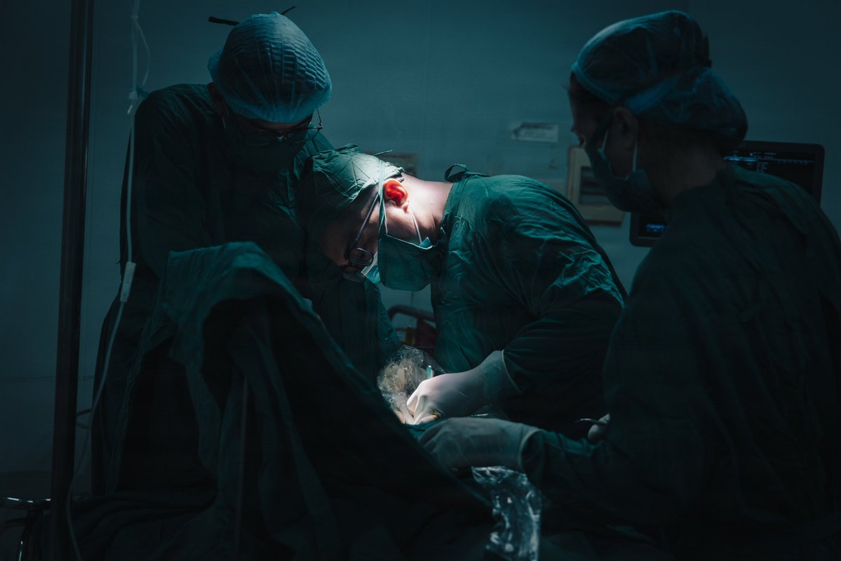 Precise care, unified team 🎯🩺

A combined-joint team of U.S. Army, Navy, and German Army medical assets work together in Vietnam during Pacific Friendship 2026, building strong partnerships in the Pacific region.

📍 Vietnam
📸 Spc. Fabian Jones https://t.co/Kg6aairPQY