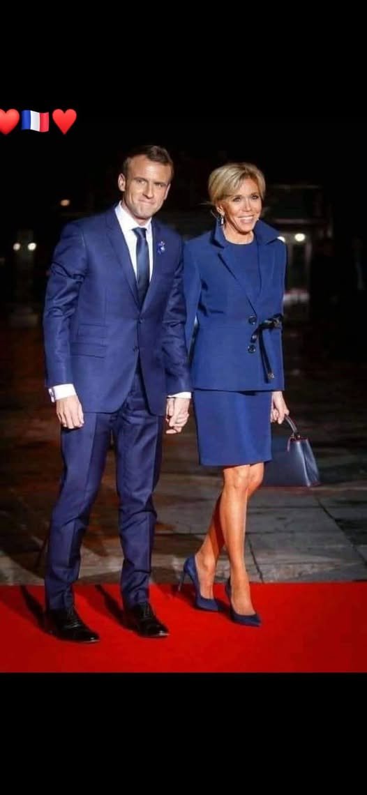 Pauline28924071's tweet photo. J'adoooooore. Mon couple préféré ❤️ https://t.co/NBYjLiXwfp