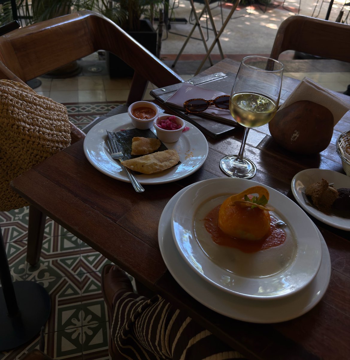 MfMoga's tweet photo. IS QUESO RELLENO A CARB? https://t.co/ZmpKCVge7I