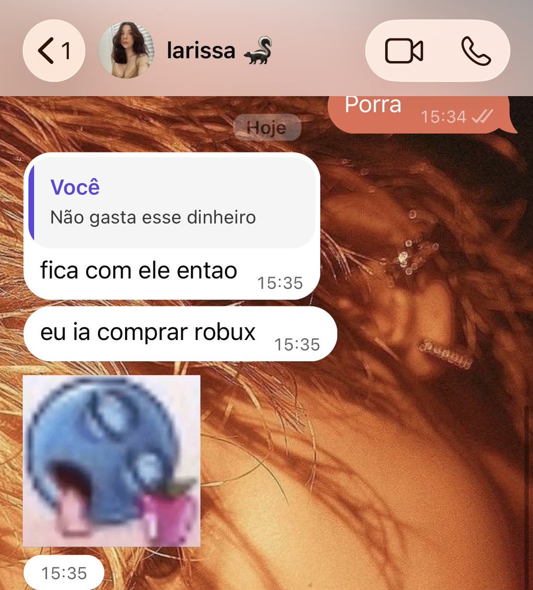beafigr's tweet photo. Eu guardado o dinheiro da larissa pra gente conseguir sair esse final de semana https://t.co/ZLnxy0DOnm