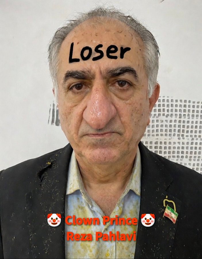 BigBossInsight's tweet photo. @_fereshte7 @MarioNawfal WTF Loser clown @PahlaviReza 🤡 https://t.co/mlNFpRbe5d