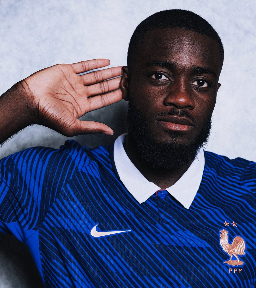 VibesFoot's tweet photo. 🔴 𝗨𝗣𝗔𝗠𝗘𝗖𝗔𝗡𝗢 🇫🇷 𝗔𝗙𝗙𝗜𝗖𝗛𝗘 𝗟𝗔 𝗠𝗘𝗜𝗟𝗟𝗘𝗨𝗥𝗘 𝗡𝗢𝗧𝗘 𝗠𝗢𝗬𝗘𝗡𝗡𝗘 𝗗𝗘𝗦 𝗗𝗘́𝗙𝗘𝗡𝗦𝗘𝗨𝗥𝗦 𝗗𝗘𝗣𝗨𝗜𝗦 𝗟𝗘 𝗗𝗘́𝗕𝗨𝗧 𝗗𝗘 𝗟𝗔 𝗖𝗢𝗨𝗣𝗘 𝗗𝗨 𝗠𝗢𝗡𝗗𝗘 ! ✨️🧱 https://t.co/pAQqb3429W
