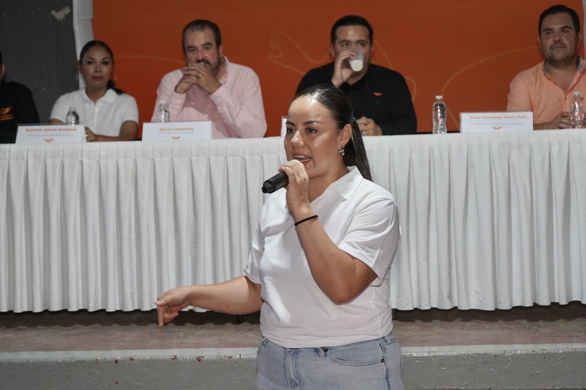 MovCiudadanoJal's tweet photo. En San Juanito de Escobedo estamos #Al100 con la toma de protesta de la nueva comisión operativa municipal, encabezada por Maricela García. 💪 https://t.co/zFhE0EfqW5