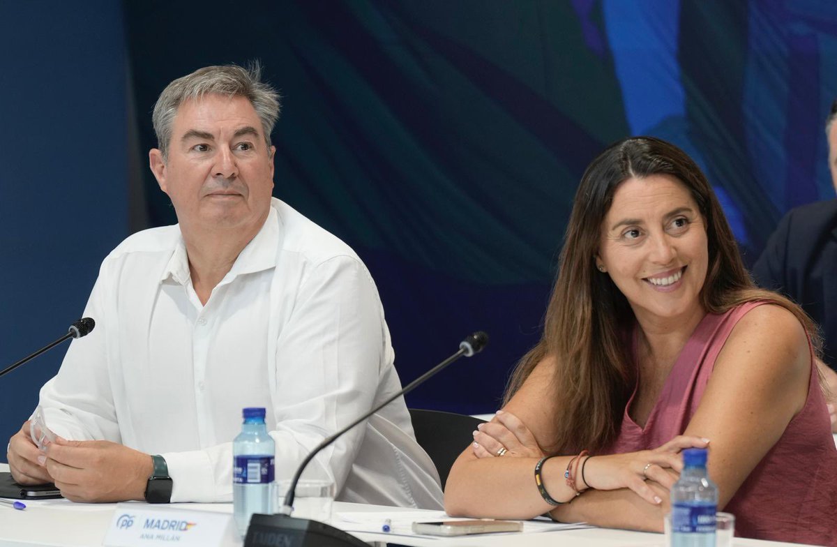j_asanchez's tweet photo. 🔵 Hoy hemos aprobado los primeros 29 candidatos del @ppmadrid para las elecciones municipales de 2027.

Hombres y mujeres comprometidos con sus municipios y con un modelo de gestión que funciona.

Donde gobierna el Partido Popular hay más gestión, más libertad y más oportunidades.

Seguimos trabajando para que cada vez más madrileños puedan beneficiarse de ese modelo en sus ayuntamientos.

🔹 Getafe — Antonio José Mesa Garrido
🔹 Alcorcón — Roberto Marín Vergara
🔹 Parla — Héctor Carracedo
🔹 Rivas-Vaciamadrid — Janette Novo Castillo
🔹 San Fernando de Henares — David Rodríguez Roldán
🔹 Ciempozuelos — Patricia Maroto
🔹 San Martín de la Vega — Roberto Patiño
🔹 Villanueva del Pardillo — Marta Marbán
🔹 Velilla de San Antonio — Raúl Tenorio
🔹 Soto del Real — Héctor Muñoz
🔹 Manzanares el Real — Jesús Ruiz
🔹 Cercedilla — Almudena Madrid
🔹 Nuevo Baztán — Adrián Hidalgo Jiménez
🔹 Collado Mediano — Jorge de Miguel Luna
🔹 Guadalix de la Sierra — Bárbara Montero Lombao
🔹 Robledo de Chavela — Mario de la Fuente
🔹 El Boalo-Cerceda-Mataelpino — Sergio Sánchez Yunquera
🔹 Aldea del Fresno — María Teresa Martín
🔹 Valdetorres de Jarama — Roberto Molero Arribas
🔹 Navas del Rey — María Isabel Romero Sánchez
🔹 Estremera — Rafael Fructuoso Camacho
🔹 Chapinería — Jesús Lobo
🔹 Villanueva de Perales — José Llorent
🔹 Fuentidueña de Tajo — Margarita Gonzalo Domínguez
🔹 Valdeavero — Eugenio Calvo Rivillo
🔹 Fresnedillas de la Oliva — Elia Cabrero
🔹 Patones — José Manuel Herrán
🔹 Corpa — Ángel Mejías
🔹 Pinilla del Valle — Alberto Miranda Cirujano