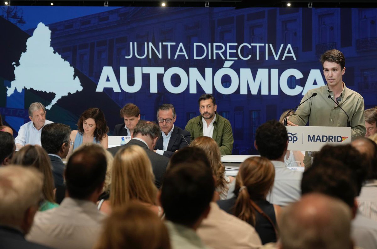 j_asanchez's tweet photo. 🔵 Hoy hemos aprobado los primeros 29 candidatos del @ppmadrid para las elecciones municipales de 2027.

Hombres y mujeres comprometidos con sus municipios y con un modelo de gestión que funciona.

Donde gobierna el Partido Popular hay más gestión, más libertad y más oportunidades.

Seguimos trabajando para que cada vez más madrileños puedan beneficiarse de ese modelo en sus ayuntamientos.

🔹 Getafe — Antonio José Mesa Garrido
🔹 Alcorcón — Roberto Marín Vergara
🔹 Parla — Héctor Carracedo
🔹 Rivas-Vaciamadrid — Janette Novo Castillo
🔹 San Fernando de Henares — David Rodríguez Roldán
🔹 Ciempozuelos — Patricia Maroto
🔹 San Martín de la Vega — Roberto Patiño
🔹 Villanueva del Pardillo — Marta Marbán
🔹 Velilla de San Antonio — Raúl Tenorio
🔹 Soto del Real — Héctor Muñoz
🔹 Manzanares el Real — Jesús Ruiz
🔹 Cercedilla — Almudena Madrid
🔹 Nuevo Baztán — Adrián Hidalgo Jiménez
🔹 Collado Mediano — Jorge de Miguel Luna
🔹 Guadalix de la Sierra — Bárbara Montero Lombao
🔹 Robledo de Chavela — Mario de la Fuente
🔹 El Boalo-Cerceda-Mataelpino — Sergio Sánchez Yunquera
🔹 Aldea del Fresno — María Teresa Martín
🔹 Valdetorres de Jarama — Roberto Molero Arribas
🔹 Navas del Rey — María Isabel Romero Sánchez
🔹 Estremera — Rafael Fructuoso Camacho
🔹 Chapinería — Jesús Lobo
🔹 Villanueva de Perales — José Llorent
🔹 Fuentidueña de Tajo — Margarita Gonzalo Domínguez
🔹 Valdeavero — Eugenio Calvo Rivillo
🔹 Fresnedillas de la Oliva — Elia Cabrero
🔹 Patones — José Manuel Herrán
🔹 Corpa — Ángel Mejías
🔹 Pinilla del Valle — Alberto Miranda Cirujano