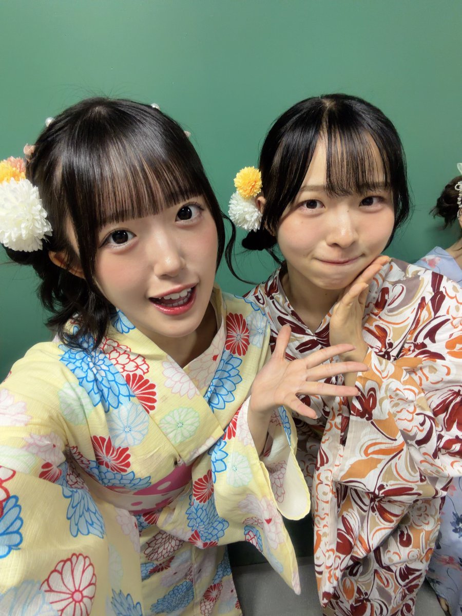 yurika_spv_'s tweet photo. おはよ〜！
昨日は髪型お揃いだったなこさん💗と話しかけてくれたひよちゃんもえのちゃん（みゆさんふたばちゃんもゆりかのスマホで撮り忘れた😿🤦🏻‍♀️）🩵と大好きな赤福ねぇさんと撮ってもらいました🫶🏻
ノースサウンドしか勝たん❕😚 https://t.co/tTya5LYFbk