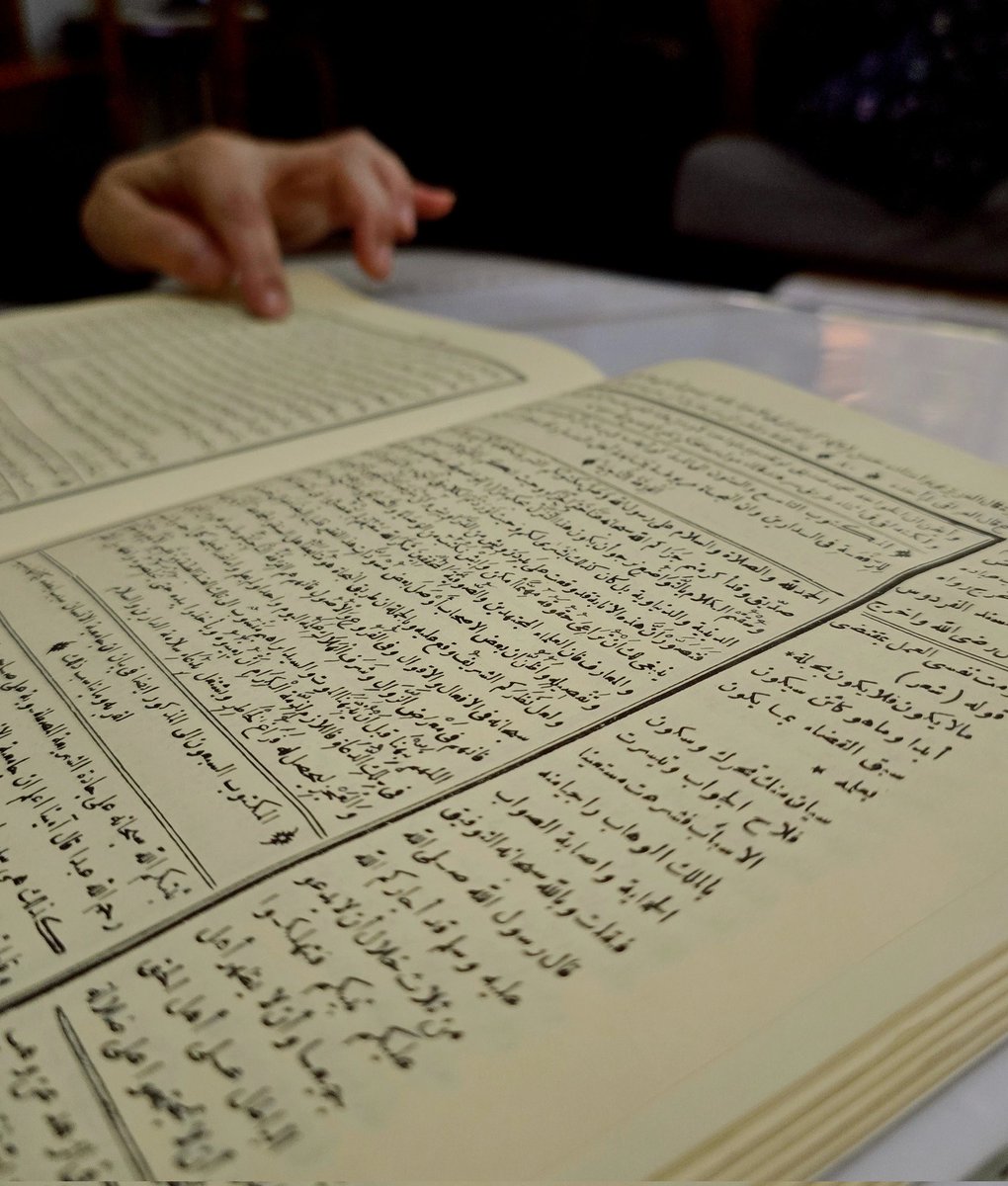 zehraaselimoglu's tweet photo. Bilmiş olasın ki,
insanı, camiiyet durumu (Yani: Tafsilatı ile hemen her şeyi özünde bulması) Yüce Hakka yakınlık, kerem ve fazilet bulmasına sebep olduğu gibi; aynı şekilde ondan uzaklık duymasına, cehaletine ve dalâlette kalmasına da sebeb olur.

İmamı Rabbani/Mektubat https://t.co/D96DI4CuTR