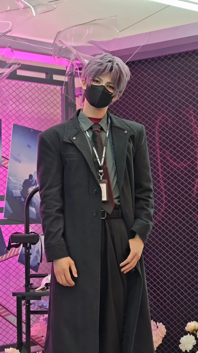 NightingaleMiru's tweet photo. Love and Deepspace × Anime Expo 2026

Day 3 Outfit — Rafayel

📍Booth: SH-1920, Los Angeles Convention Center
#LoveandDeepspace #恋と深空 #恋与深空 #러브앤딥스페이스 #AnimeExpo #AX2026 https://t.co/QC5x2CI6z4