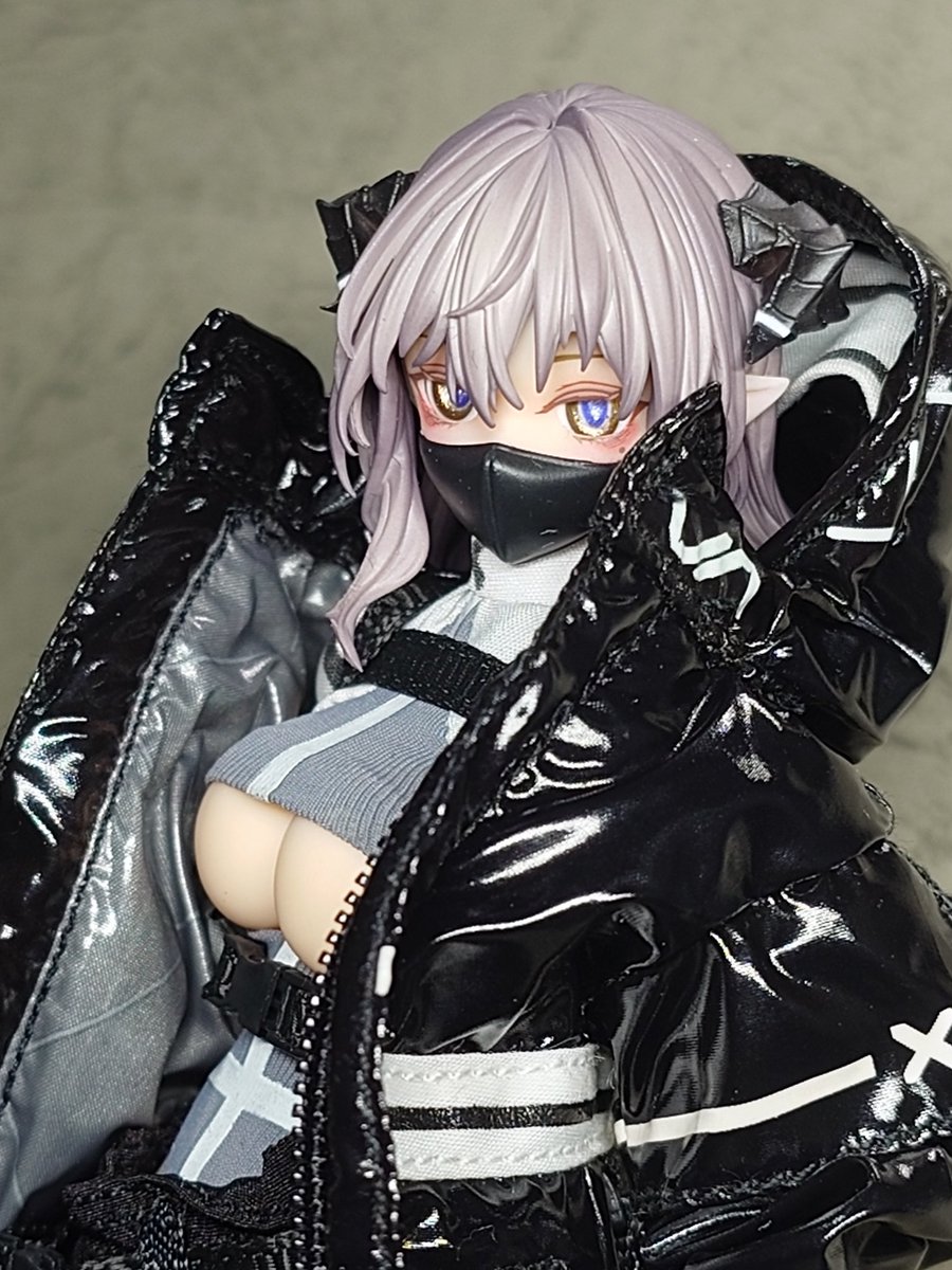 akatoraplus's tweet photo. AKで買っためだまフリーデに着けてみた。美しいぜ・・・！！ https://t.co/ZWpnHviHmD