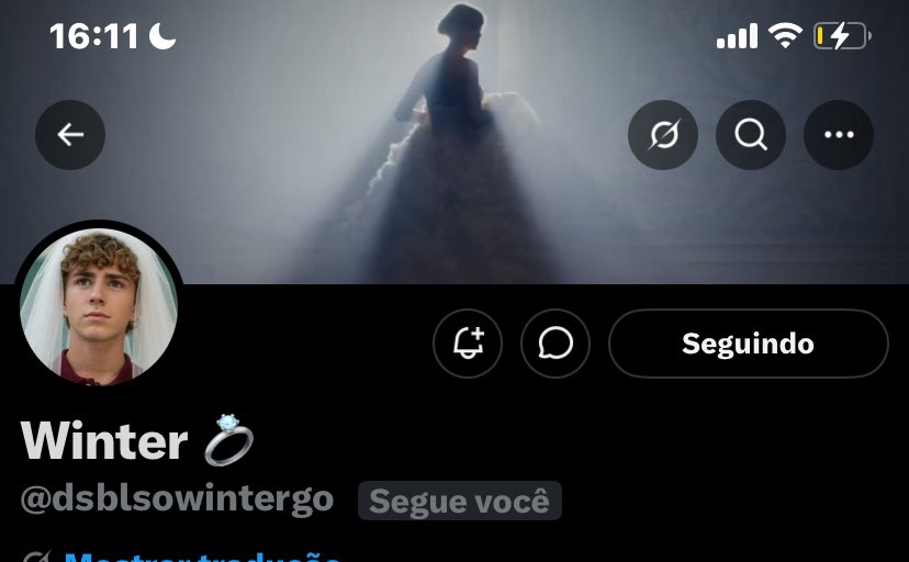 thefateofwinter's tweet photo. Minha conta foi invadida puta que pariu, o cara ate mudou o user, to com medo de não recuperar pq ele tirou o telefone e o email https://t.co/Wg3qIJqwKm