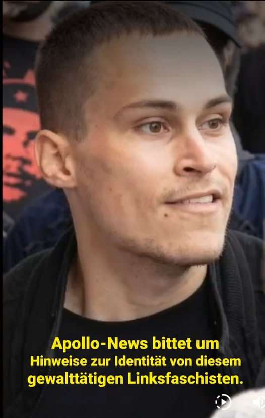 BJilge's tweet photo. Ehrensache das hier zu teilen :
Wer kennt diesen "Mann" ????
Tatort Erfurt, Parteitag der AfD.
Das ist einer der Haupttäter die das Apollo News-Reporter-Team zusammengeschlagen und einen von ihnen, als er am Boden lag, gegen den Kopf getreten haben. Ich spare mir Kommentare zu dieser Fratze, aber das ein oder andere Chromosom fehlt hier offensichtlich. Bitte teilen, teilen und noch mal TEILEN !!!