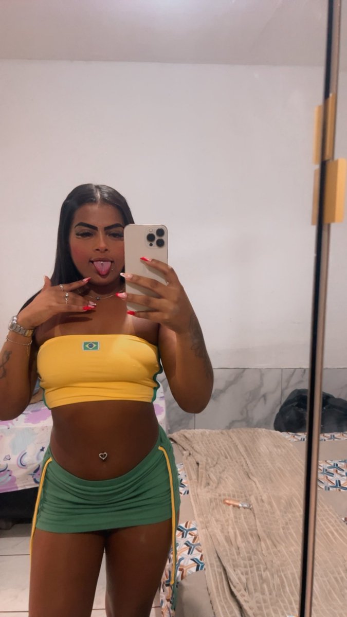 fabyindinha's tweet photo. 💛💚💛💚 https://t.co/bkZgozH6x6