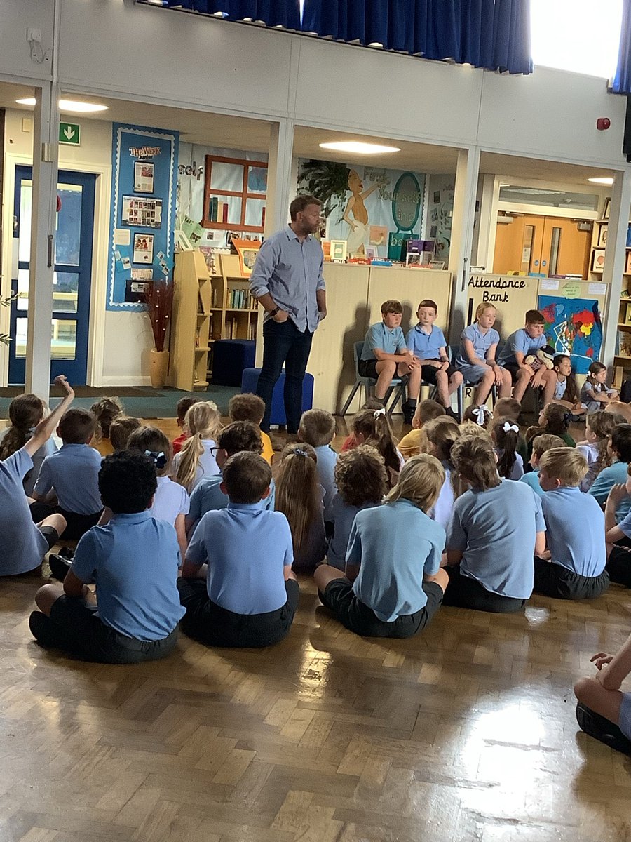 stjulieprimary's tweet photo. It was wonderful to welcome our friend James Ketchell @CaptainKetch back to St Julie today following his epic sail around the world. We loved hearing about his travels and in return we presented him with a book of adventures and thank you letters written by the children. https://t.co/eYjcNZOMWm
