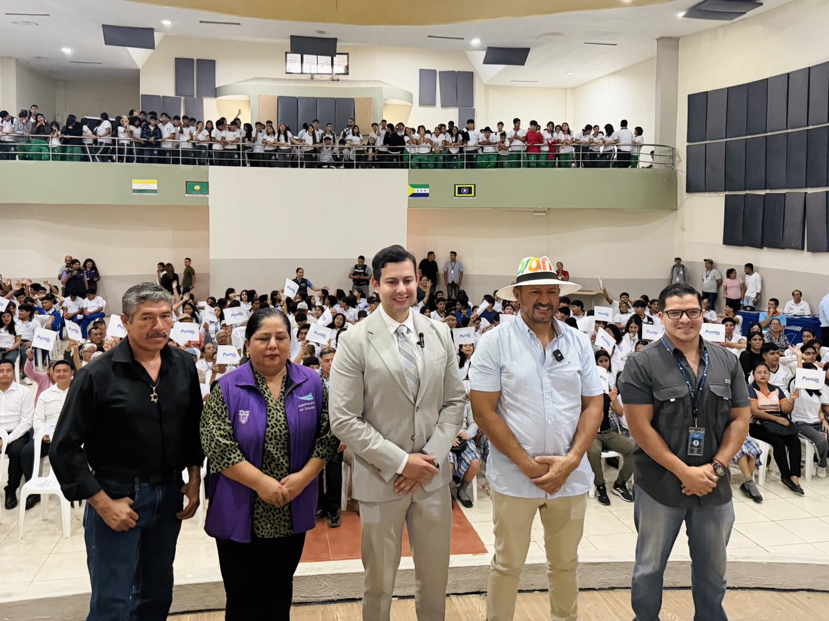 CNTinforma's tweet photo. ¡Naranjal ya cuenta con un Punto Digital Gratuito! 🛜

Este nuevo espacio beneficiará a 52 000 ciudadanos con internet gratuito provisto por @CNT_EC, acercando conectividad y nuevas oportunidades a más ecuatorianos. https://t.co/dhoZOFTZyM